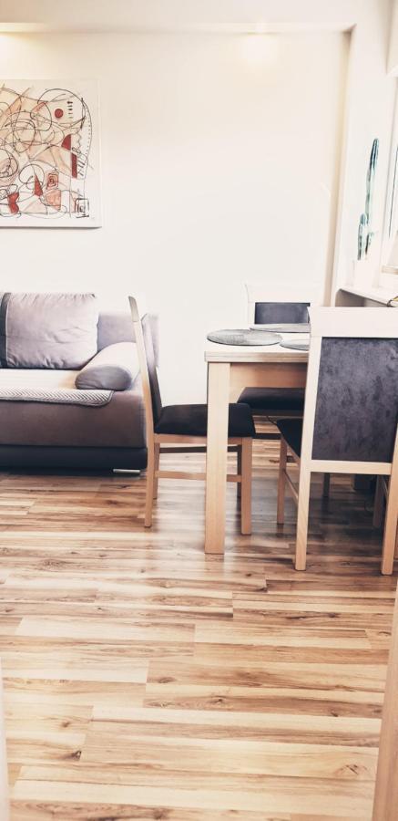 Wici 2 Apartments Teofilow Wodny Raj Лодзь Экстерьер фото